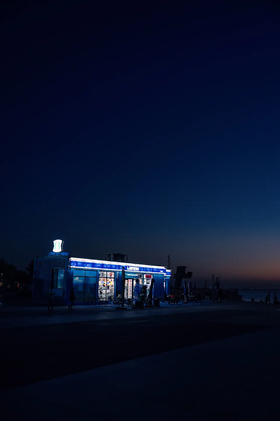 海边 罗森 1